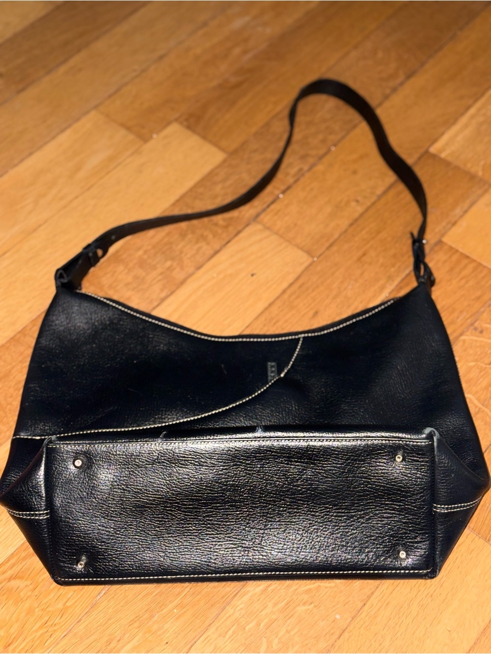 Maxx New York Black Leather Shoulder Bag